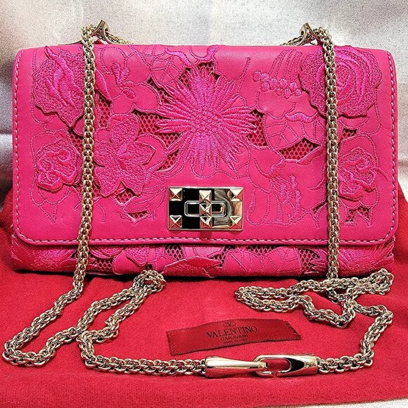 Rare VALENTINO Napa Lace Girello Flap Bag in Fuschia - Picture 2 of 16